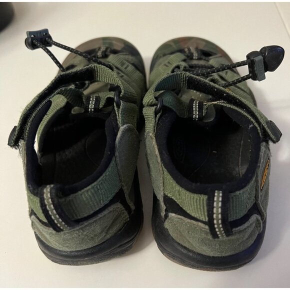Keen‎ | H2 Newport Army Green Camo Waterproof Sandals Sz 3 Youth - Picture 5 of 7